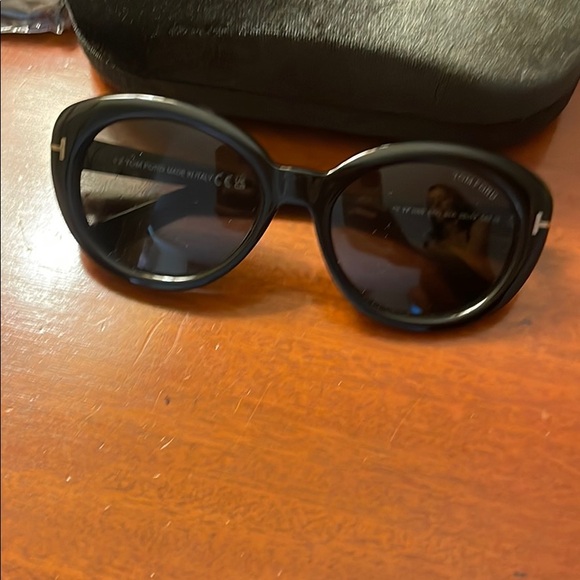 Brand New NWT Tom Ford Sunglasses - Picture 2 of 9